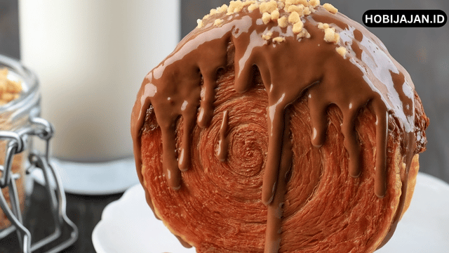 Cromboloni : Jajanan Viral Perpaduan Antara Bomboloni dan Croissant